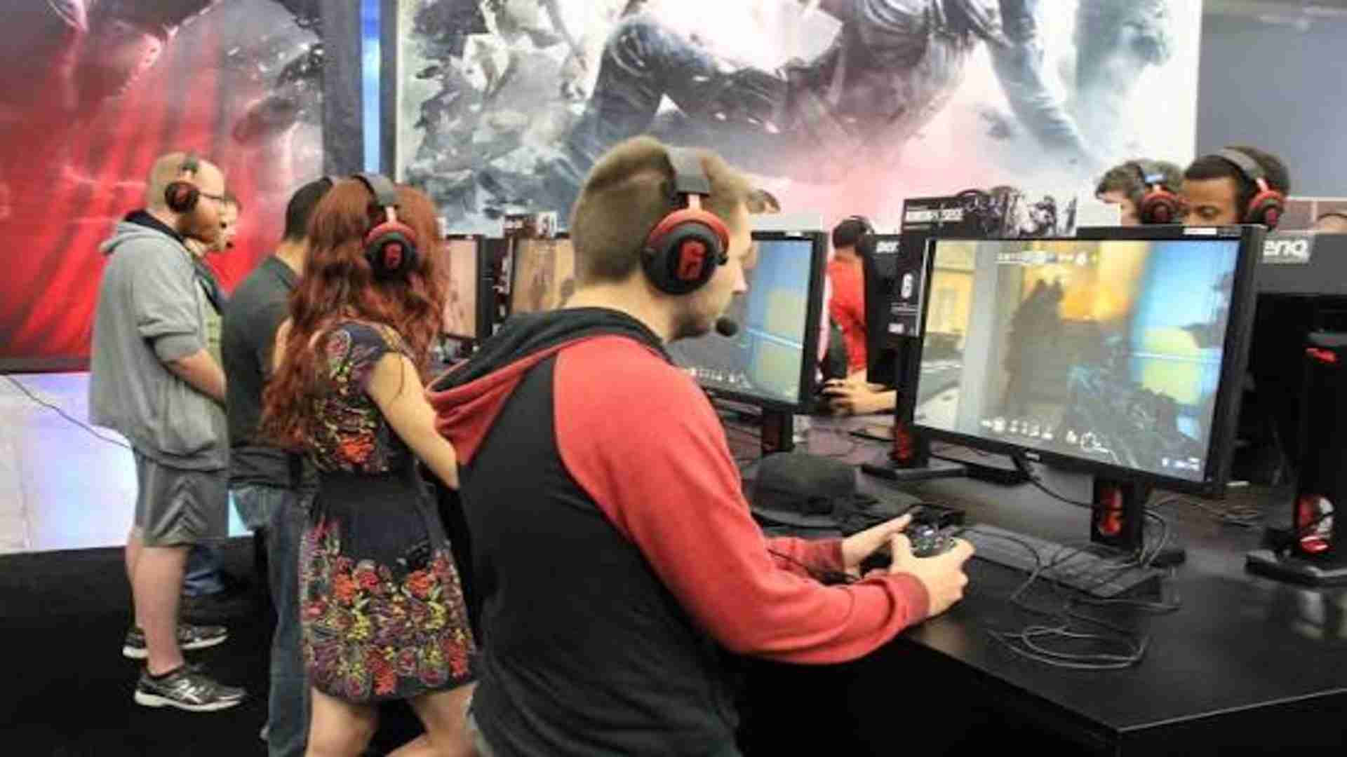 Multiplayer Games with Community Powered Events
